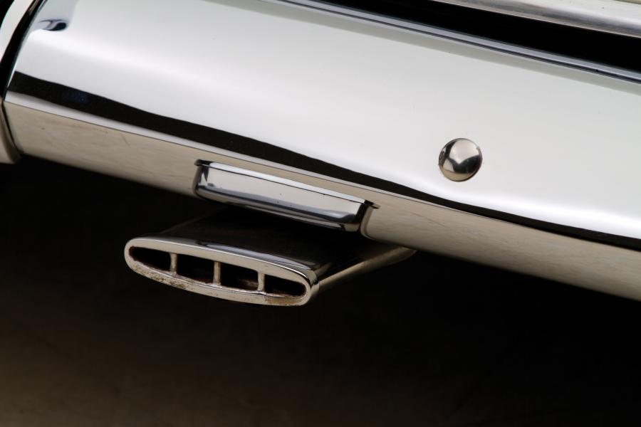 Детали экстерьера Chrysler C-300 1955 года  (фото 75 из 98)